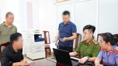 Khởi tố kẻ sát hại 3 người trong gia đình vợ cũ ở Huế