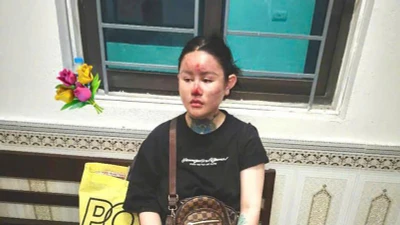 Tạm giữ “hot girl Ngân Baby" để điều tra tội gây rối trật tự