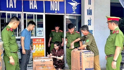 Quầy thuốc không phép bán hơn 5.000 sản phẩm "lậu"