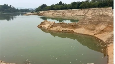 Một doanh nghiệp khai thác cát ở Nghệ An bị phạt 249 triệu
