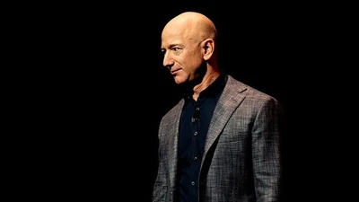 Nếu đang bất lực, hãy nghe Jeff Bezos nói điều này