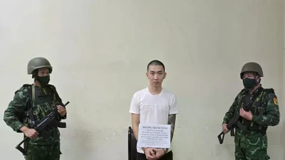 Bắt giữ đối tượng truy nã khi nhập cảnh qua Cửa khẩu Cha Lo