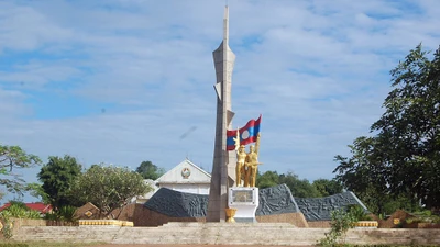 Đường Trường Sơn - đường Hồ Chí Minh huyền thoại trên đất nước Lào 