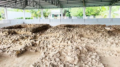 Khai quật di tích Óc Eo mang bí ẩn nghìn năm 