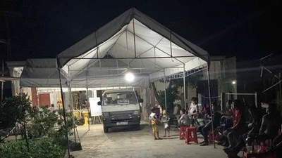 Giúp con lợp lại mái nhà sau bão, người đàn ông ở Hà Tĩnh bị ngã tử vong