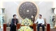 Bí thư Tỉnh ủy Đặng Xuân Phong và bà Somhatai Panichewa tại buổi tiếp. Ảnh: Amata.