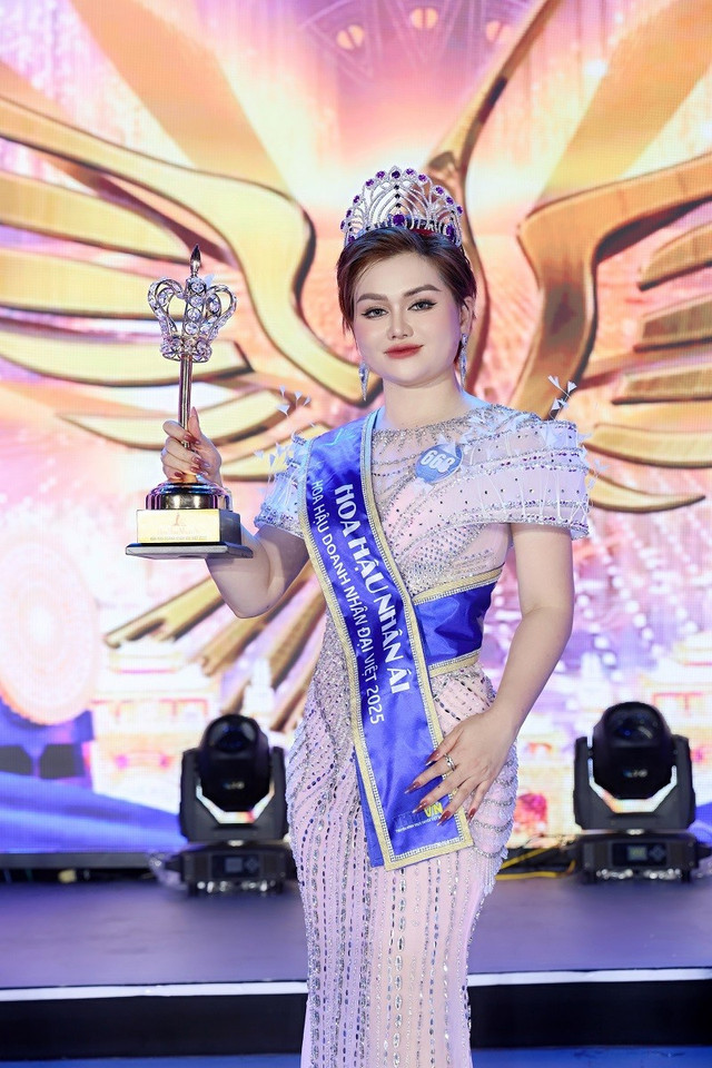 Nguyễn Thị Kim Ngọc đoạt danh hiệu Hoa hậu Nhân ái. Ảnh: Team Bình Nguyễn top-5-duy-20.jpg