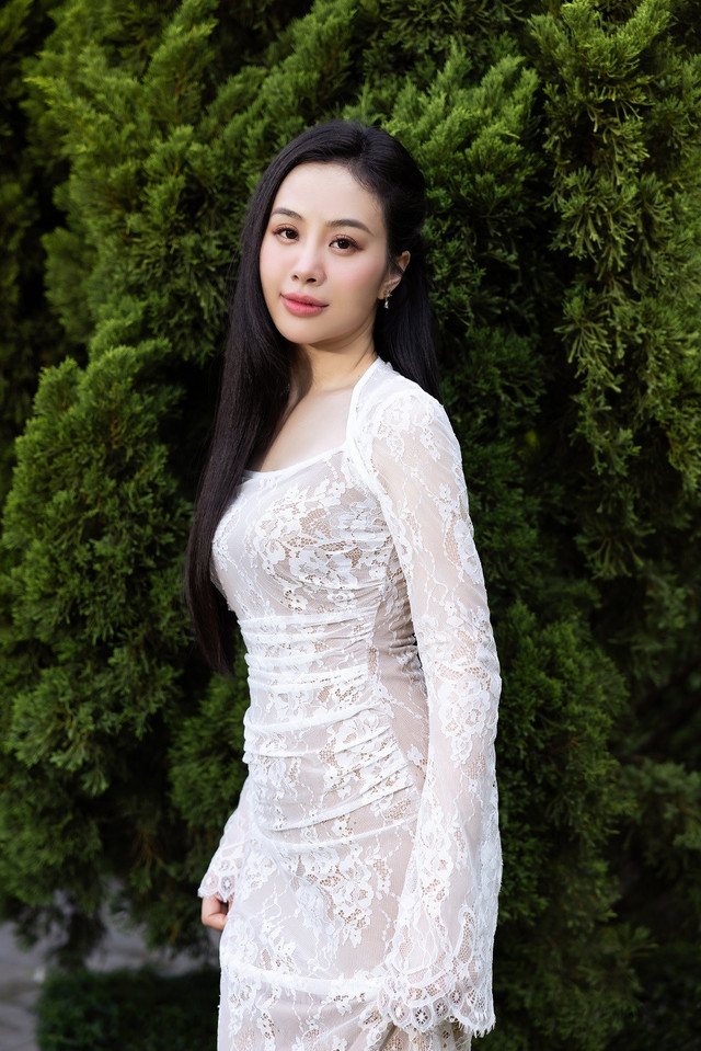 Nữ ca sĩ sở hữu ngoại hình xinh đẹp, giọng hát ngọt ngào. tam-anh-8.jpg