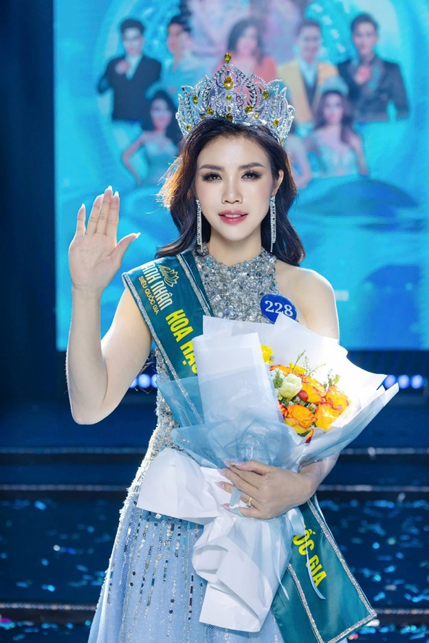 Ảnh: BTC hoa-hau-doanh-nhan-1.png