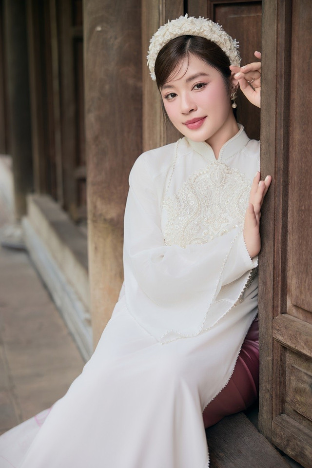 Trong chương trình “Thiện”, quỹ đã phát động hoạt động gây quỹ với mục tiêu hỗ trợ ít nhất 10 em nhỏ đang chờ phẫu thuật tim. Trong vòng 1 tiếng sau khi phát động, quỹ đã nhận được 920 triệu đồng ủng hộ. thu-hang-7.jpg