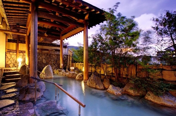 Miyazaki Ryokan là một khách sạn kiểu truyền thống, được xây từ năm 1929. Ảnh: Booking.com d4.jpg