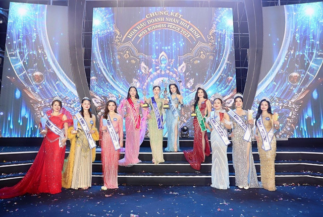 Top 10 thí sinh xuất sắc nhất. Ảnh: Team Bình Nguyễn hh-nhan-ai-1.jpg