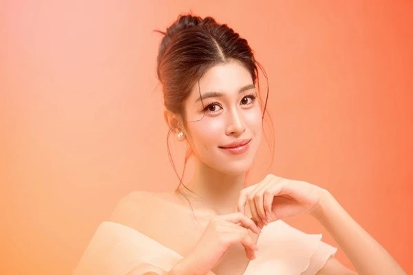 Cô gái 19 tuổi đẹp gây mê, thi Hoa hậu Việt Nam 2024