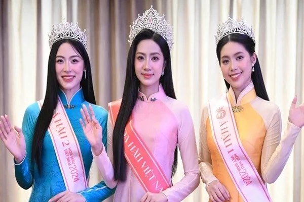 Đọ gia thế của Hoa hậu Trúc Linh - Vân Nhi - Châu Anh