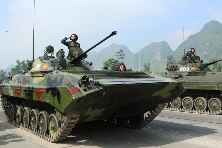 Xe chiến đấu bộ binh BMP-2