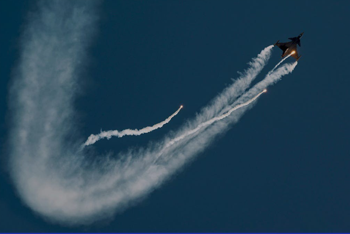 Một điểm đáng chú ý là sự tham gia của các tiêm kích JAS 39 Gripen thuộc Không quân Thụy Điển. Một số chiếc hiện đang đồn trú tại căn cứ không quân ở Ba Lan và tối qua đã xuất kích để tuần tra, hỗ trợ bảo vệ không phận quốc gia thành viên NATO. Đây được xem là biểu hiện rõ nét của sự phối hợp quân sự giữa các đồng minh từ sau khi Thụy Điển gia nhập NATO.