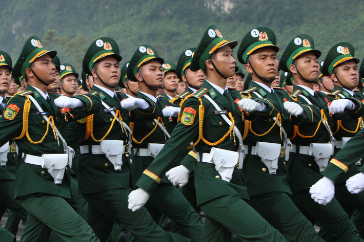 Theo Ban tổ chức, rút kinh nghiệm lần tổng hợp luyện cách đây gần 3 tuần, khắc phục thời tiết nắng nóng, các đơn vị tiến hành huấn luyện nghiêm túc, chặt chẽ. Các khối đi bộ động tác cá nhân; đội hình hàng ngang, hàng dọc tương đối đều, đẹp, thống nhất.