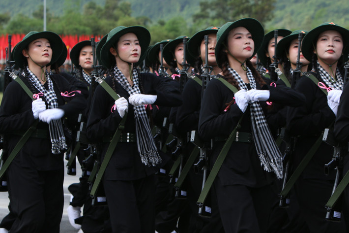 Khối Nữ du kích miền Nam.
