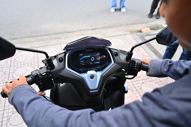 6-6110.jpg