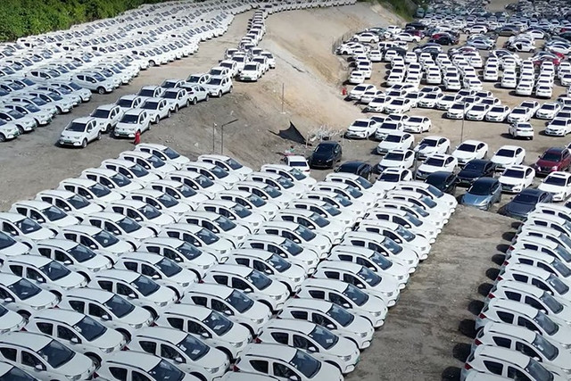 Hiện tượng ôtô điện ODO chỉ 0 km nhưng bị xếp vào hàng đã qua sử dụng là một chiêu trò quen thuộc của nhiều nhà sản xuất tại Trung Quốc. 4-3766.jpg