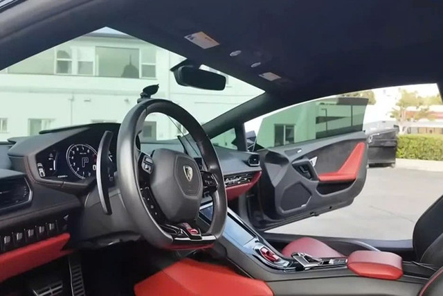 Lực lượng chức năng Colorado đã tiến hành kiểm tra và xác nhận chính xác đây là chiếc Lamborghini Huracan EVO bị đánh cắp năm 2022. 4-9925.jpg