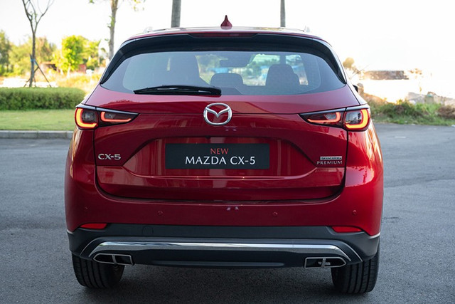 Tháng 4 vừa qua, Mazda CX-5 2025 được giảm giá chính hãng 15-20 triệu đồng, tùy từng phiên bản. 4.jpg