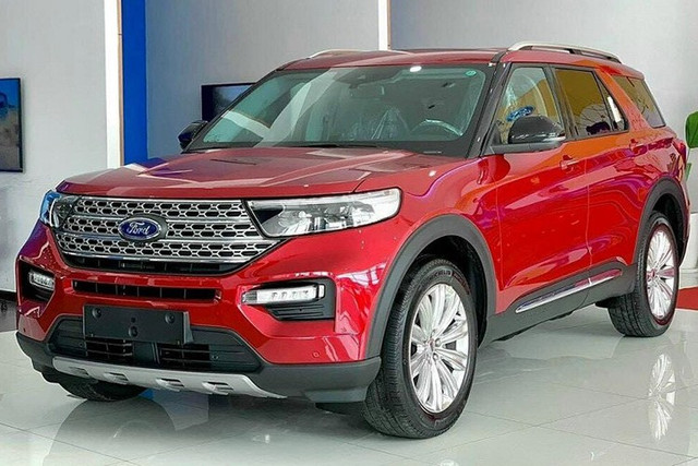 Những chiếc Ford Explorer cuối cùng trong lô xe hiện hành đã được bàn giao đến tay người tiêu dùng và hãng xe Mỹ sẽ không nhập thêm lô tiếp theo. 4-1185.jpg