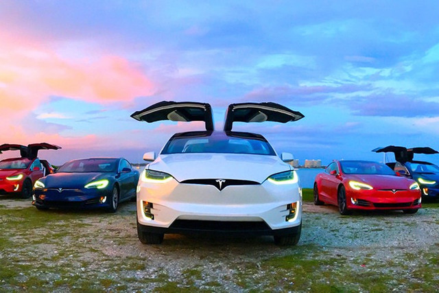 Hãng xe điện Tesla đang đối mặt thách thức lớn nhất trong một thập kỷ. 2-8604.jpg