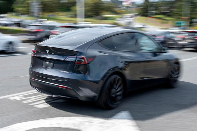 Chuyến đi robotaxi không người lái đầu tiên, từ nhà máy Tesla đến nhà một khách hàng, được lên kế hoạch vào đúng ngày sinh nhật của Musk, 28/6. 2-4298.jpg