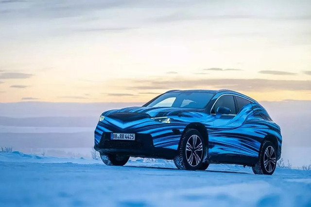 GLC EQ sẽ có kích thước tương đương với GLC hiện tại, nhưng sử dụng nền tảng công nghệ hoàn toàn mới, đặc biệt là kiến trúc điện 800V tiên tiến. 1.jpg