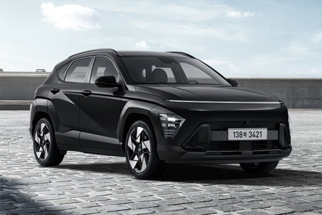 Mẫu SUV cỡ nhỏ Kona cũng được mở rộng với gói trang trí ngoại thất đen dành cho phiên bản cao cấp nhất. 3-2512.jpg