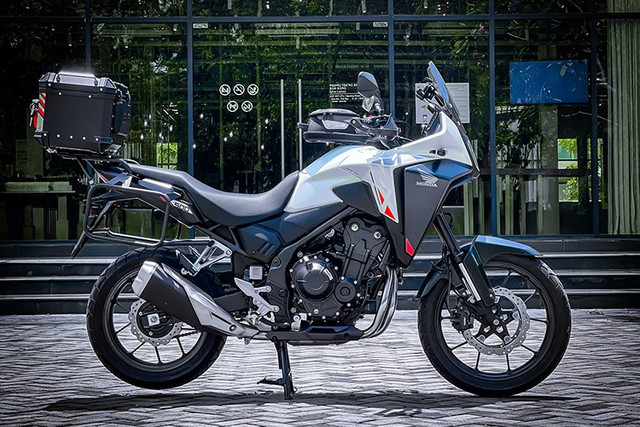 Tại Việt Nam, mẫu xe môtô Honda NX500 được xem là lựa chọn thay thế hợp lý cho những người dùng từng gắn bó với CB500X. 2-5145.jpg