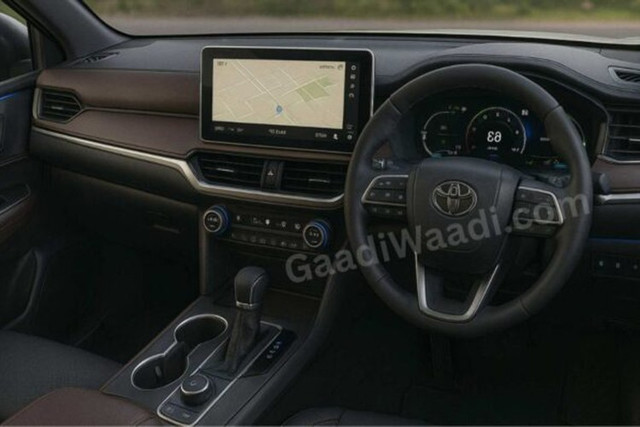 Về nội thất, nhiều khả năng mẫu SUV này sẽ chia sẻ thiết kế khoang lái với Toyota Hilux 2025, mẫu bán tải vừa bị rò rỉ hình ảnh gần đây. 2.jpg