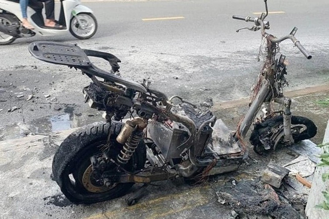 VinFast và Honda đều khuyến cáo không tự ý thay đổi, cải tạo pin xe. 3-1015.jpg