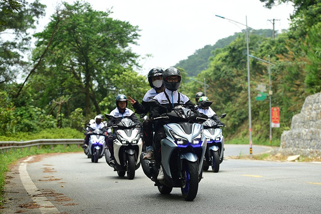 Yamaha NVX 2025 là chiếc xe tay ga giúp chúng ta vừa đi làm hằng ngày, vừa vi vu dăm ba trăm cây số vào dịp cuối tuần. 1-6357.jpg