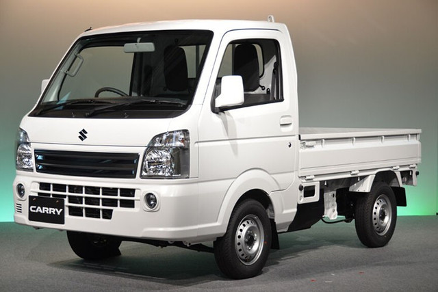 Suzuki Carry là mẫu xe duy nhất không thuộc tập đoàn Toyota góp mặt. 4-932.jpg