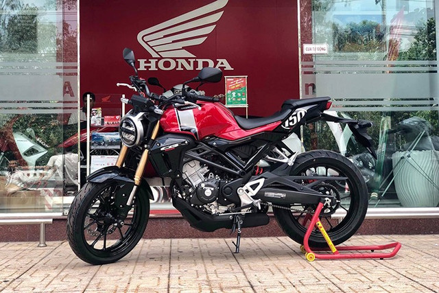 Honda Việt Nam triệu hồi gần 4.000 xe CB150R & CB300R dính lỗi. 2-6112.jpg