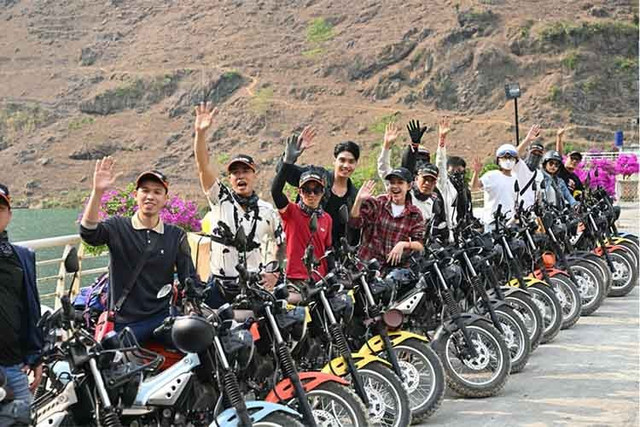 Mỗi cung đường là một trải nghiệm văn hoá khác nhau. 1-7656.jpg
