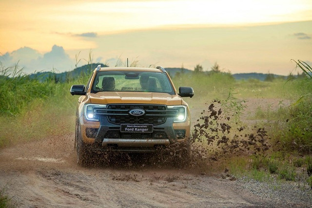 Ford Ranger giảm doanh số vẫn “thống trị” hơn 70% thị phần xe bán tải. 2-5698.jpg