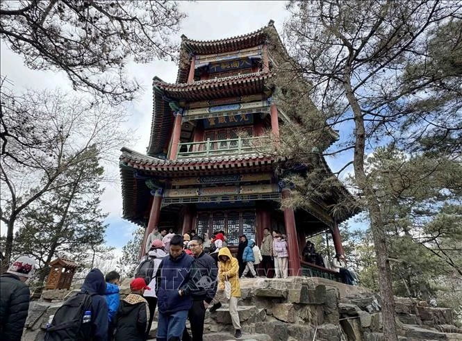 Khám phá lâm viên hoàng gia lớn nhất thế giới tại Trung Quốc