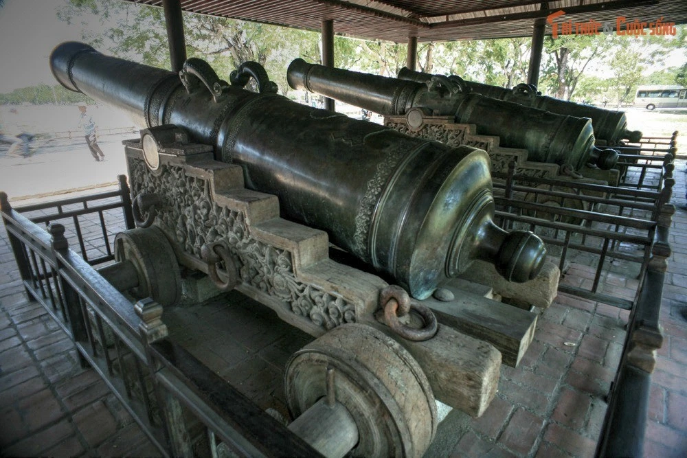 Tận mục những khẩu thần công cổ xưa hoàn mỹ nhất Việt Nam 