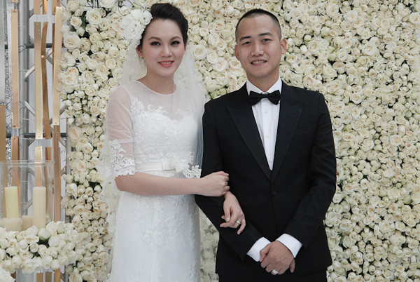 Toàn bộ khu vực lễ cưới được cô dâu chú rể tận tình chăm sóc tỉ mỉ