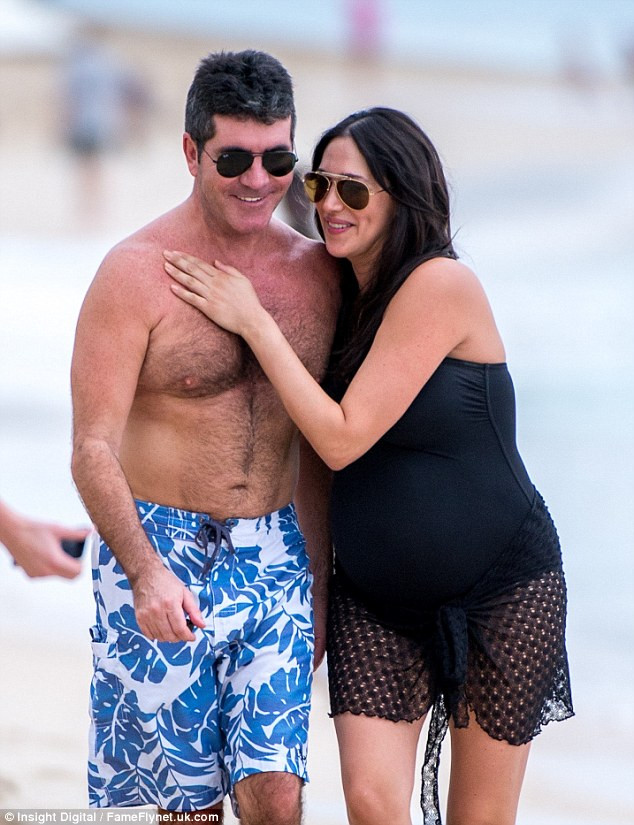 Lauren vốn là vợ bạn thân của Cowell là ông Silverman, chủ sòng bạc triệu đô ở New York. Sau scandal chấn động này, Lauren đã làm thủ tục li dị với chồng cũ và gặp gỡ công khai Simon. Đến nay, họ chính thức trở thành một cặp đôi.