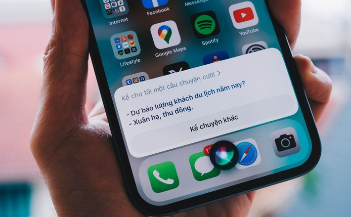 Còn nếu bảo Siri kể chuyện vui, chuyện hài, thì hẳn nó sẽ khiến bạn cười ra nước mắt với những câu chuyện ...vô tri. Vì vậy, trước mắt, người dùng hãy tận dụng với các tính năng thiên về soạn thảo văn bản tiếng Việt của Siri.