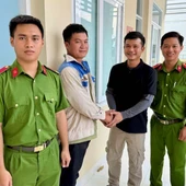 Bất ngờ nhận nửa tỷ đồng, người đàn ông tìm cách trả lại 