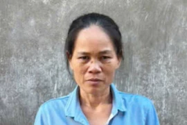 Bắt đối tượng bán thuốc có chứa lá ngón gây chết người