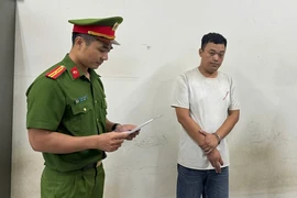 Tài xế taxi thu 4,2 triệu đồng: Từng có thủ đoạn tương tự