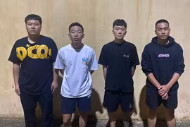 Phá đường dây cầm cố tài khoản iCloud với lãi suất "cắt cổ"