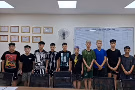 Bắt thêm 10 đối tượng vụ hàng loạt "quái xế" náo loạn phố