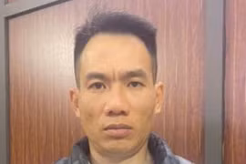 Bắt giữ đối tượng truy nã về tội trộm cắp tài sản ở Hà Nội